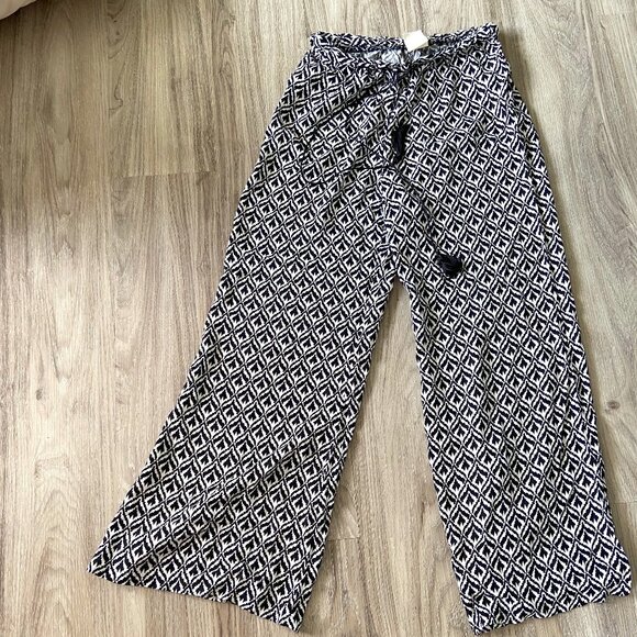 Blu Pepper pants - Picture 1 of 3